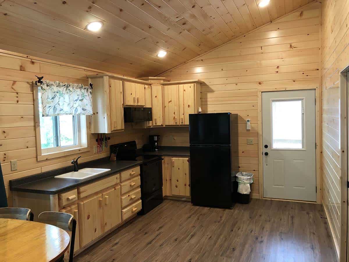 Cabin_3-7